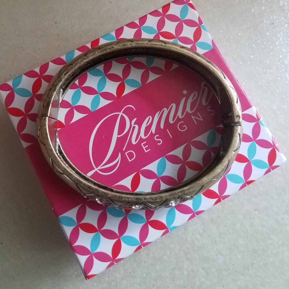 Bangle Bracelet - Picture 2 of 4